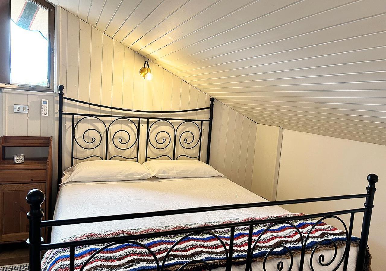 La Mansardina Apartment Venegono Superiore Ngoại thất bức ảnh