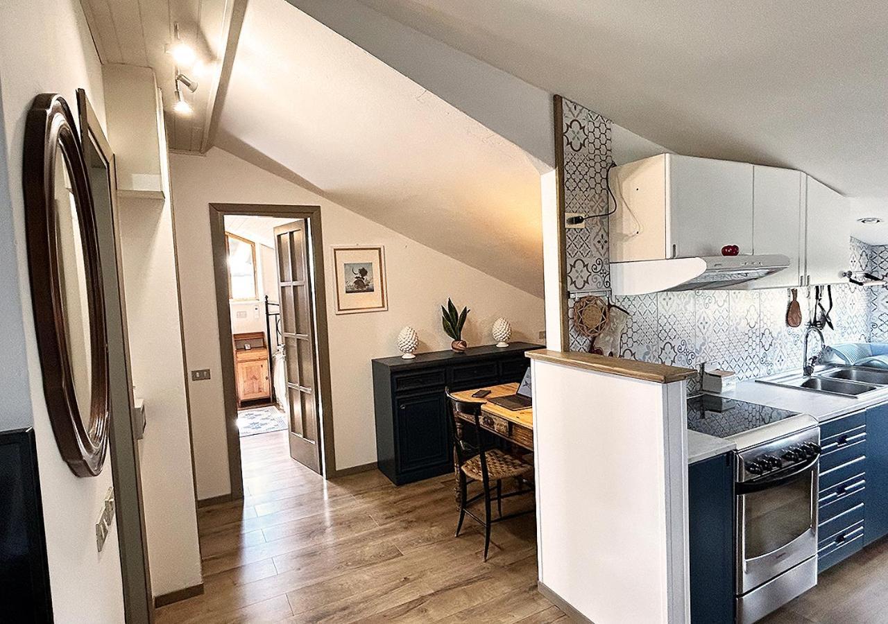 La Mansardina Apartment Venegono Superiore Ngoại thất bức ảnh