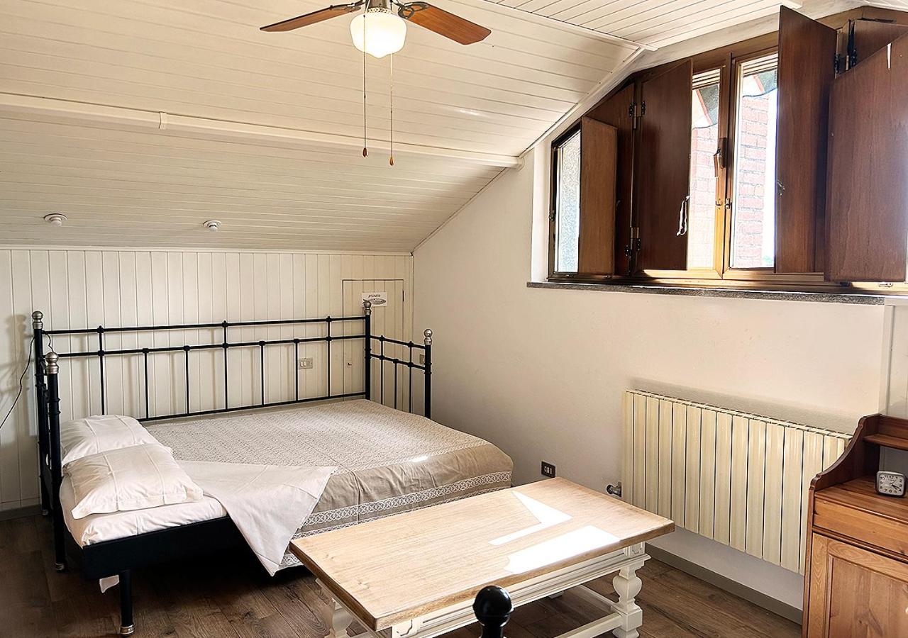 La Mansardina Apartment Venegono Superiore Ngoại thất bức ảnh