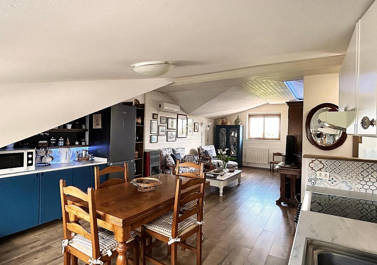 La Mansardina Apartment Venegono Superiore Ngoại thất bức ảnh
